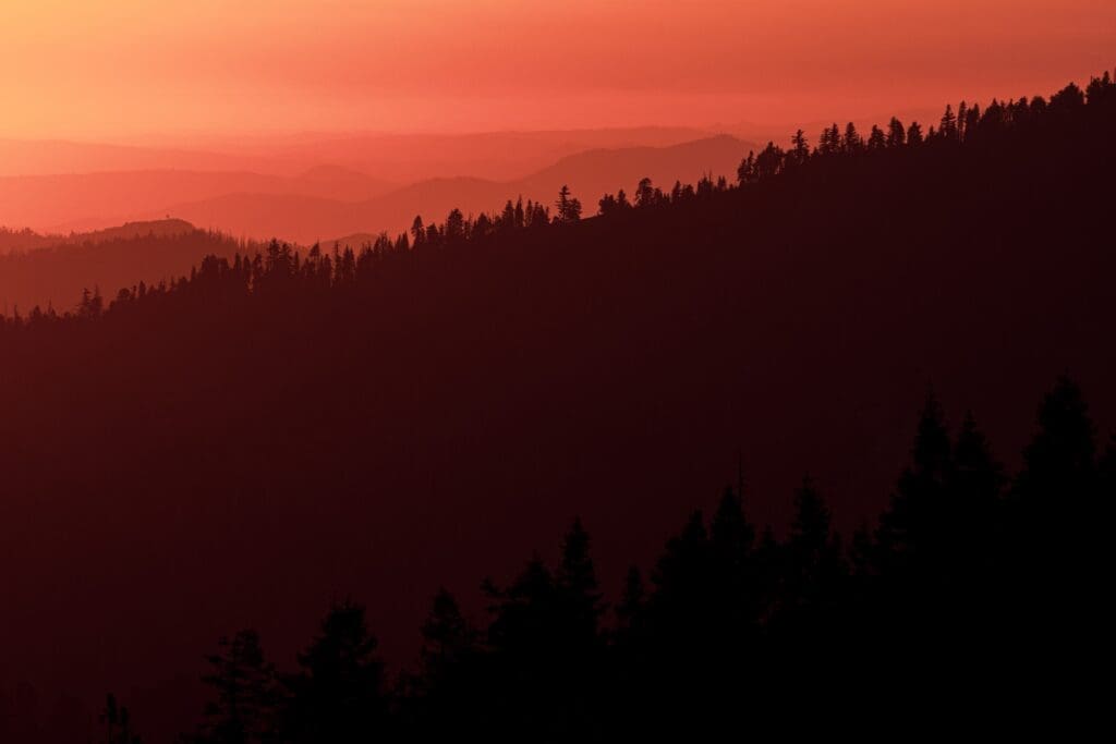 The sunsets on my solo trip in Kings Canyon.