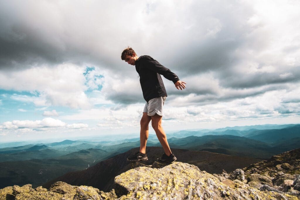 Noah takes the world solo hikes to the summit of Mount Washington.