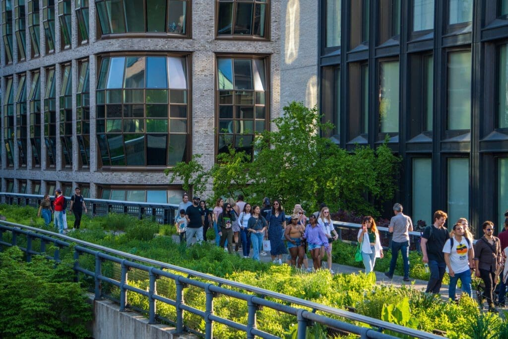 People walk on the High Line during a sunday night. 