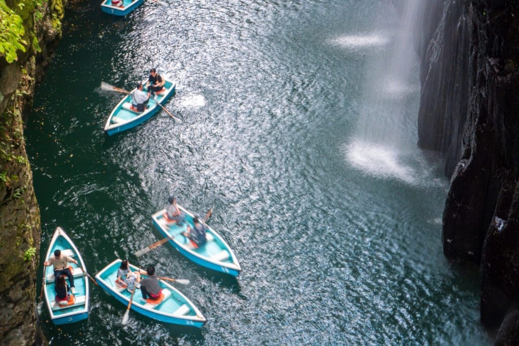 boats in Takachiho gorge